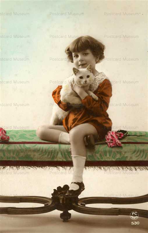 ac014-Girl with Cat