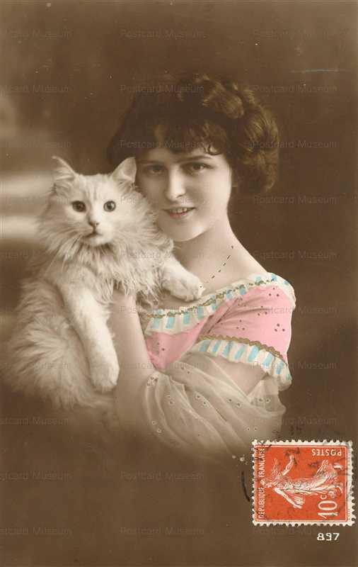 ac051-Lady with White Cat