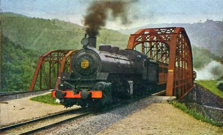 ct368-鉄橋をわたる鉄道