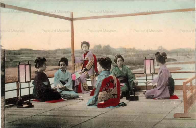 m012-舞妓五人 床