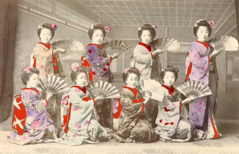 m600-舞妓八人扇子