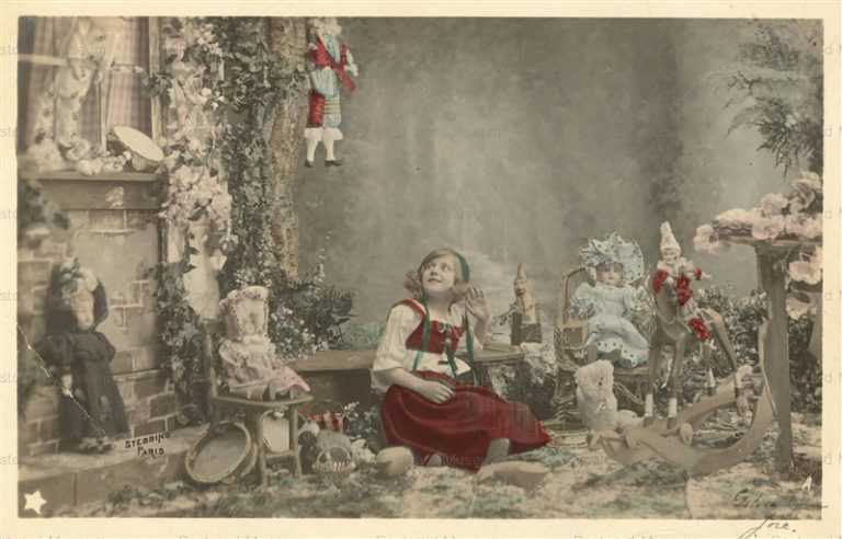 do135-Girl with Doll Clown Toy Horse Papier Guilleminot