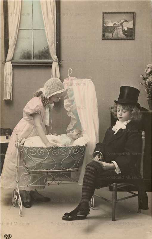 do195-Girl with Silk Hat and Girl Holding Doll
