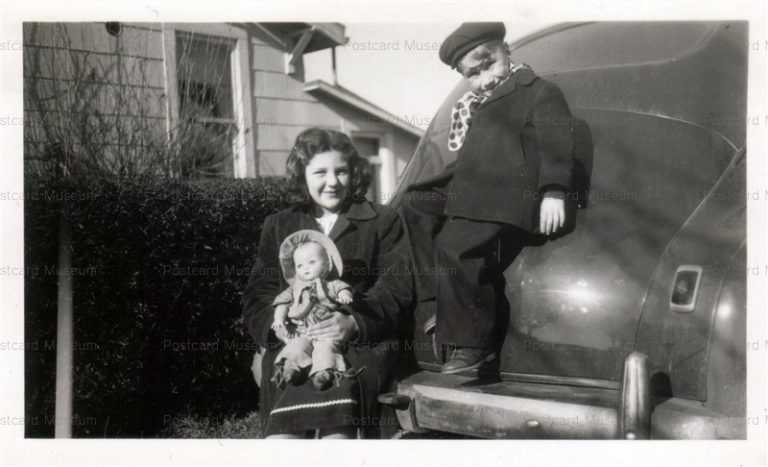dob028-Car Boy&Doll