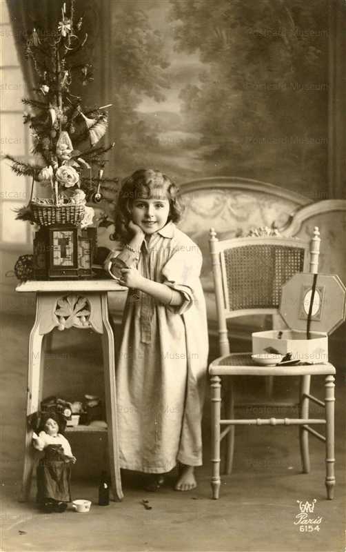 dob120-Edwardian Girl Christmas Tree and DOLL