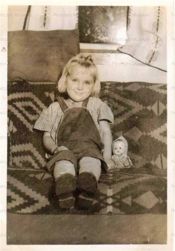 dob319-Small Doll