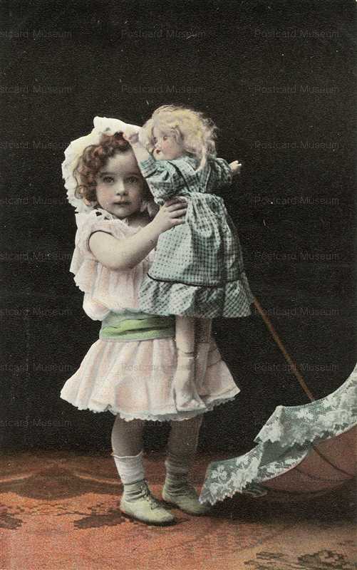 doc006-Girl Hold a Doll
