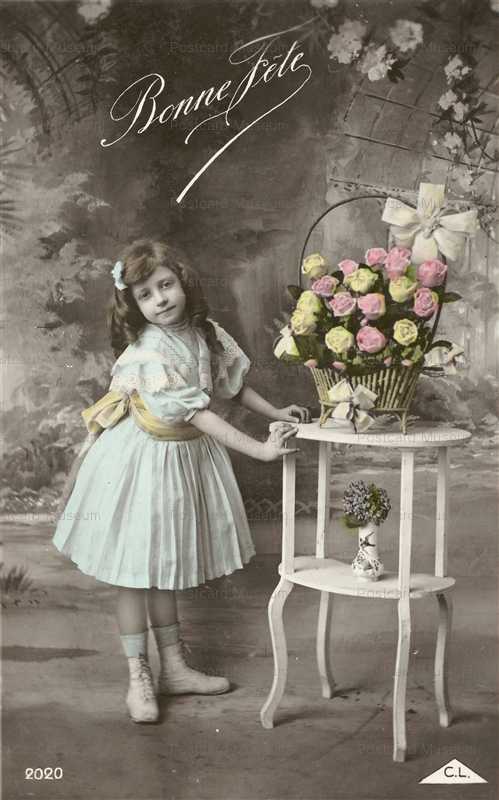eg056-Cute Girl with Flowers Bonne Fete