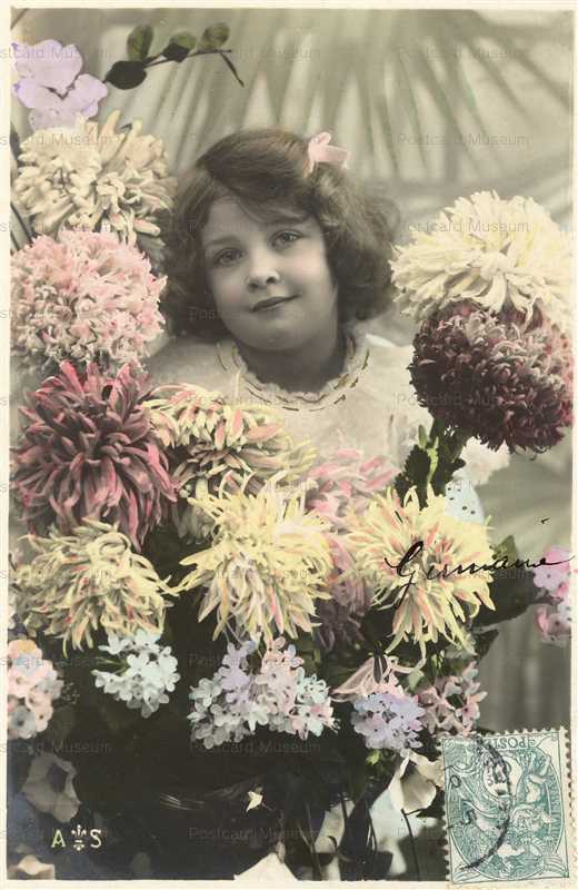 eg076-Cute Girl with Many Flowers