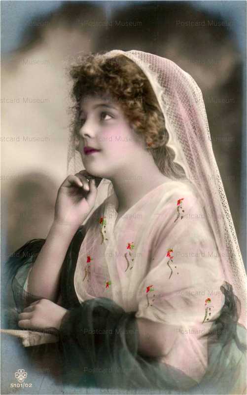 eg230-Pray Cute Edwardian Girl