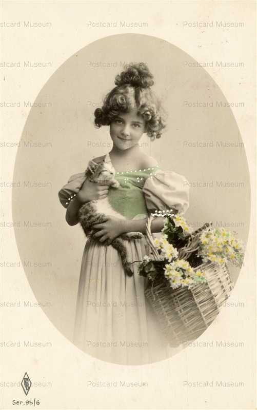 eg240-Edwardian Girl with Cat