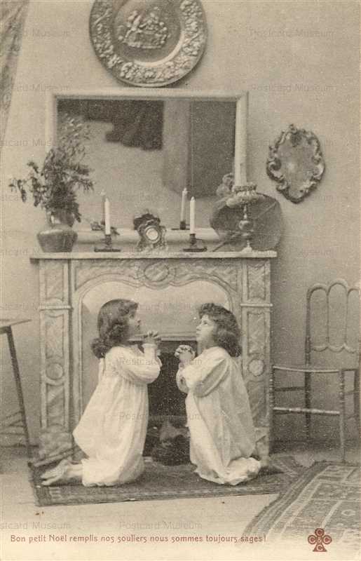 egb060-little Girls Pray