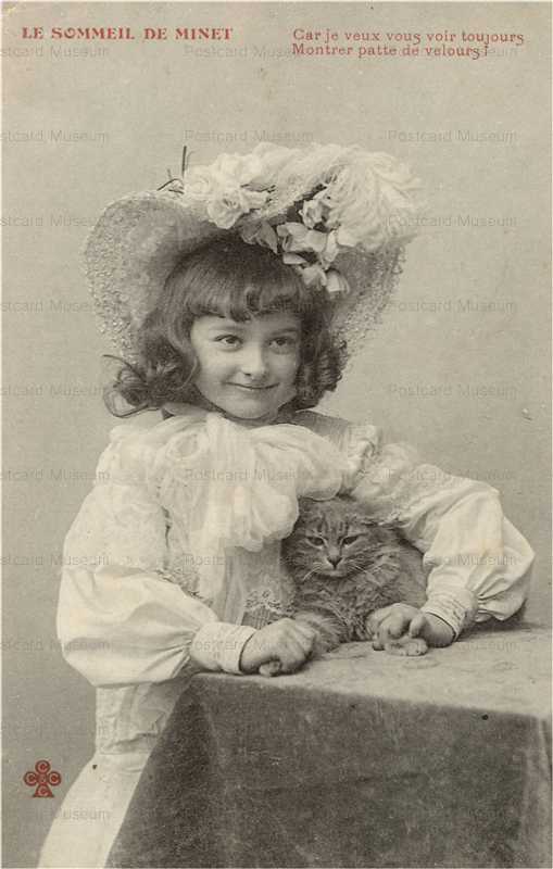 egb090-Little Girl and Cat Chat Le Sommeil de Minet