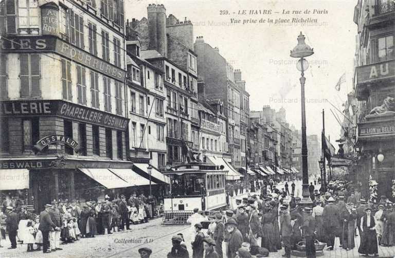 trm380-France Le Havre rue de Paris Tram Osswald