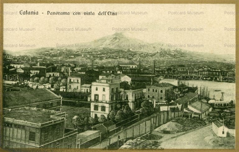 eui990-Catania Panorama con vista dell'Etna