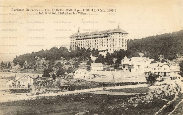 gf1410-Le Grand Hotel et les Villas Pyrenees-Oreentales Font-Romeu par Odeillo