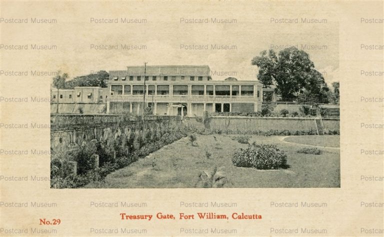 ind025-Treasury Gate Fort William Calcutta