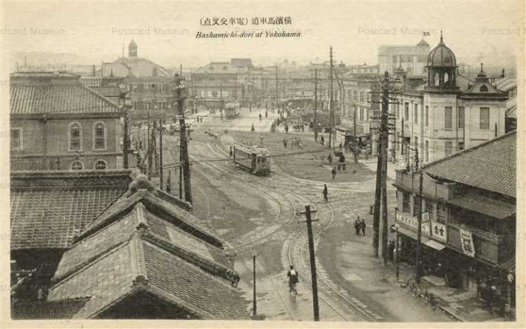 yob130-Bashamichi dori Yokohama 横浜馬車道 電車交差点俯瞰