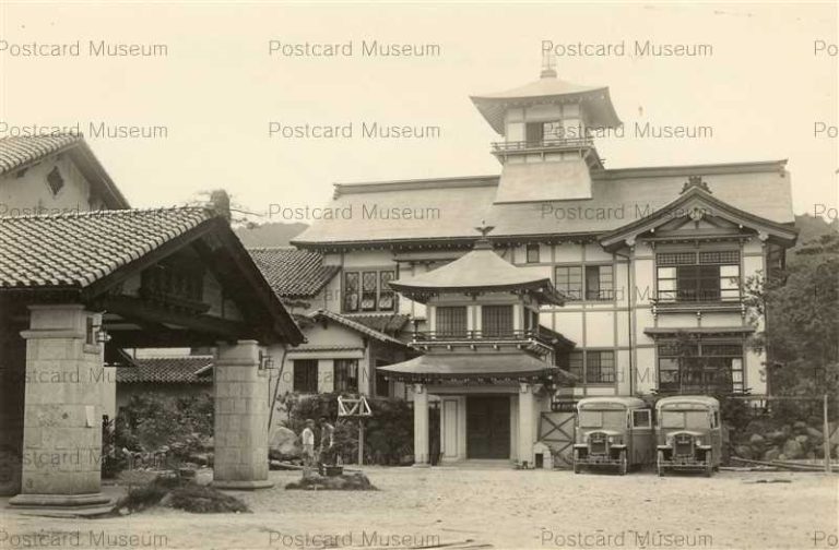 thd400-Entrance Hahusima Hotel Japan Style Tokyo 1947