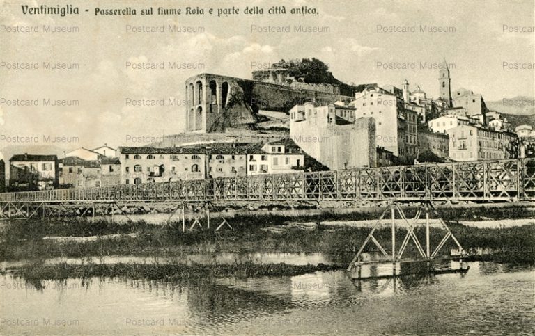 eui610-Ventimiglia Passerelia sul fiume Roia e parte della citta antico
