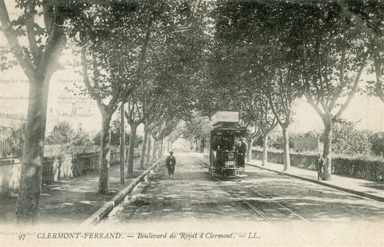 gf2810-Clermont Ferrand Boulevard de Royat a Clermont